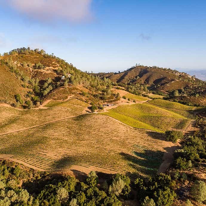 Drone photo of the entire side of Mt Harlan